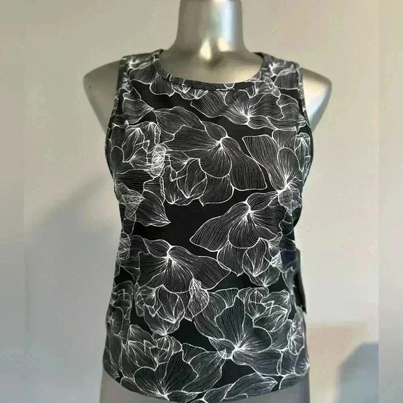 ➕size 🆕 Women’s Crop  Top - Picture 4 of 16